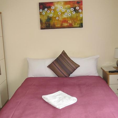 רומפורד Montrose Guest House מראה חיצוני תמונה